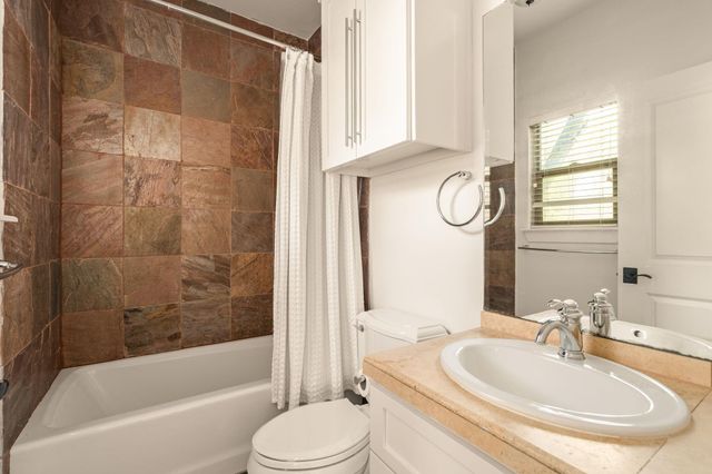 2324 Kinney RD, Austin, TX 78704