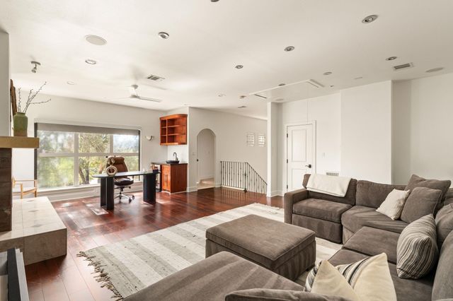 2324 Kinney RD, Austin, TX 78704