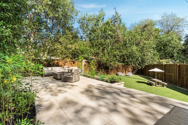 2324 Kinney RD, Austin, TX 78704