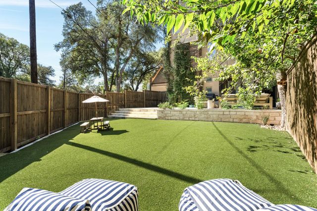 2324 Kinney RD, Austin, TX 78704