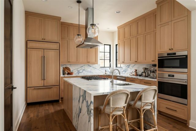 2324 Kinney RD, Austin, TX 78704