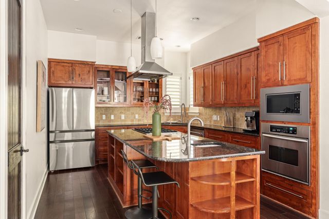 2324 Kinney RD, Austin, TX 78704