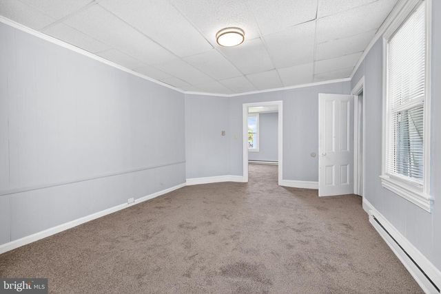 214 W DIVISION ST, Dover, DE 19904