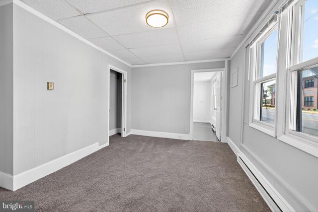 214 W DIVISION ST, Dover, DE 19904