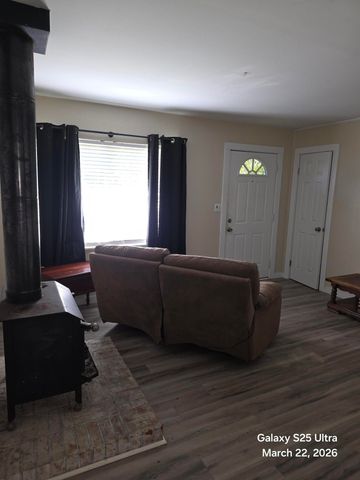 697 E Long Drive, Crestview, FL 32539