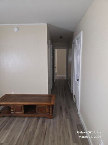 697 E Long Drive, Crestview, FL 32539