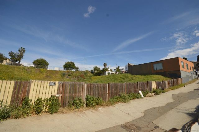 2548 Island Ave, San Diego, CA 92102