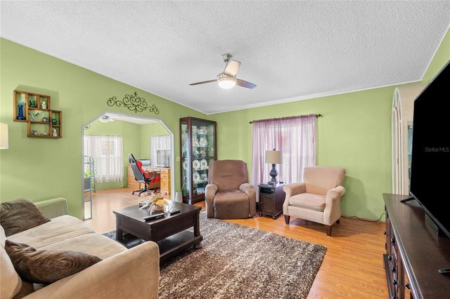 3843 CHRIS DRIVE, Wesley Chapel, FL 33543