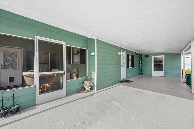 3843 CHRIS DRIVE, Wesley Chapel, FL 33543