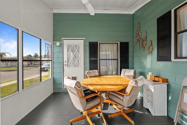 3843 CHRIS DRIVE, Wesley Chapel, FL 33543