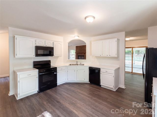 13025 Graymist Drive, Charlotte, NC 28215