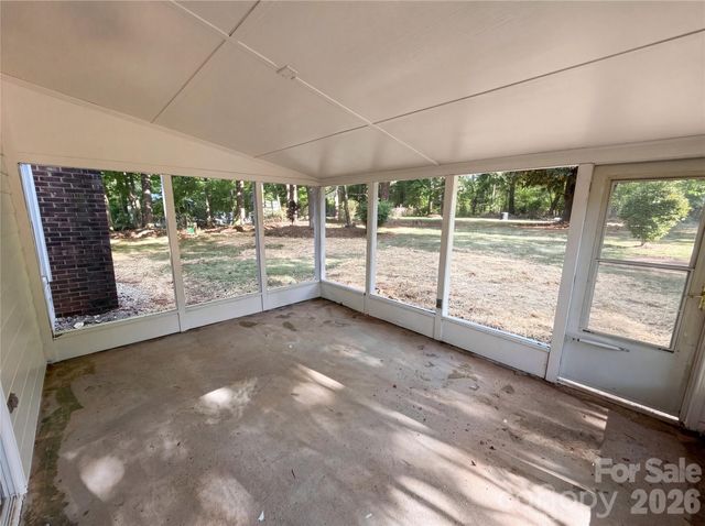 13025 Graymist Drive, Charlotte, NC 28215