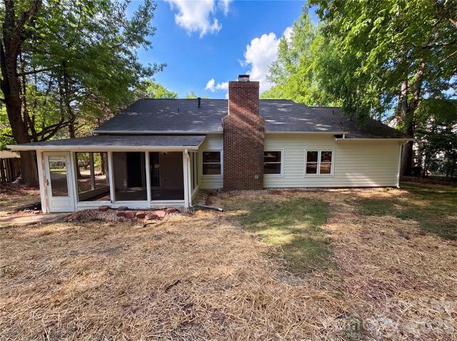 13025 Graymist Drive, Charlotte, NC 28215