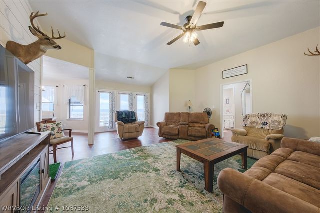 3820 Wylie Road, Poteau, OK 74953