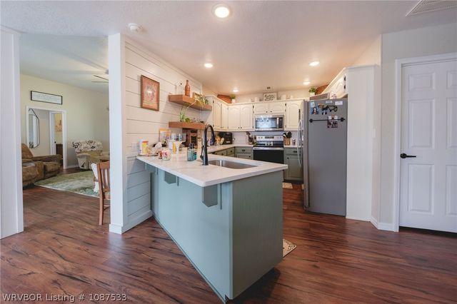 3820 Wylie Road, Poteau, OK 74953