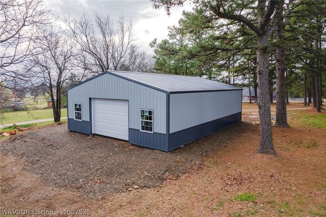 3820 Wylie Road, Poteau, OK 74953