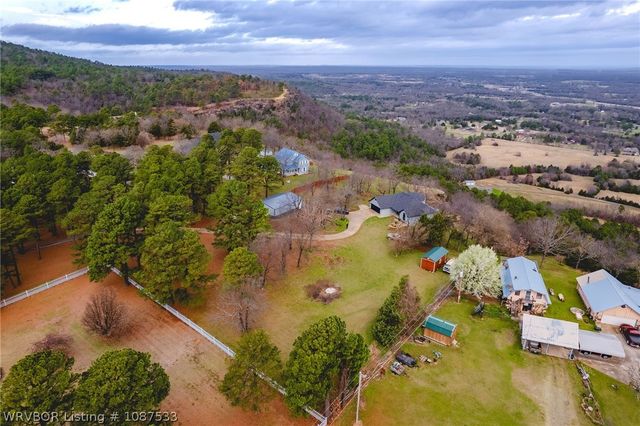 3820 Wylie Road, Poteau, OK 74953