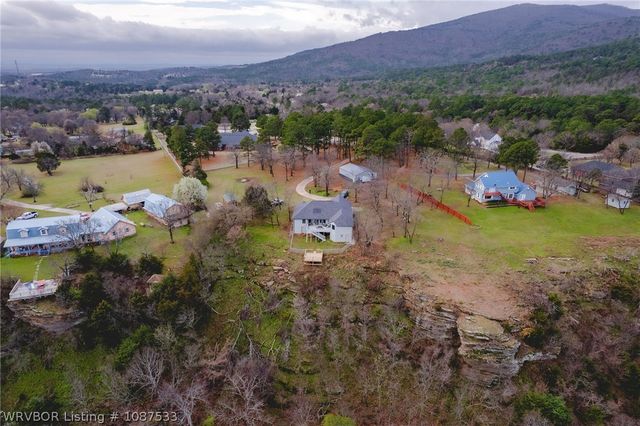 3820 Wylie Road, Poteau, OK 74953