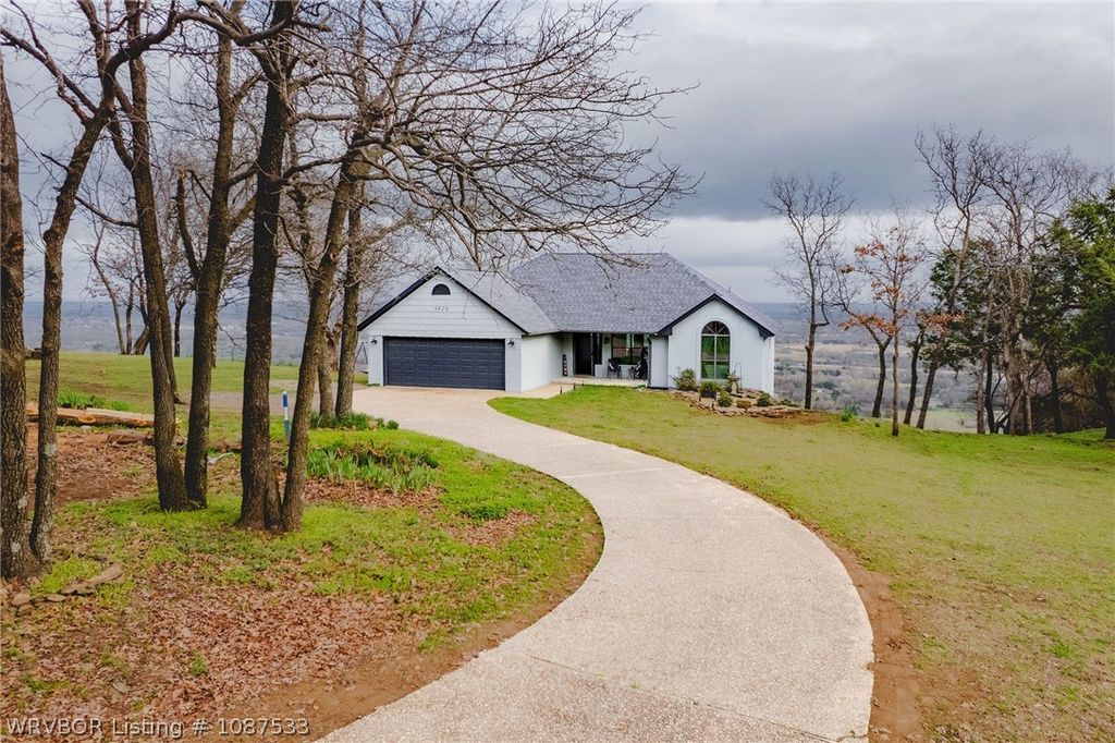 3820 Wylie Road, Poteau, OK 74953