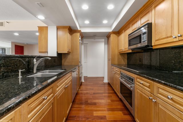 4000 N Ocean Drive 204, Singer Island, FL 33404