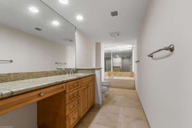 4000 N Ocean Drive 204, Singer Island, FL 33404