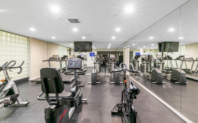 4000 N Ocean Drive 204, Singer Island, FL 33404