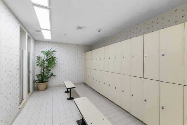 4000 N Ocean Drive 204, Singer Island, FL 33404