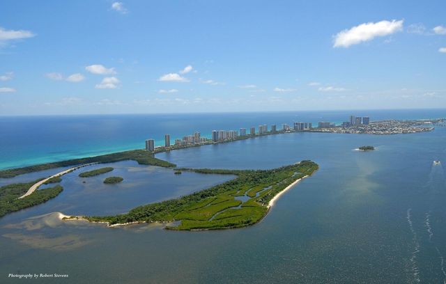 4000 N Ocean Drive 204, Singer Island, FL 33404
