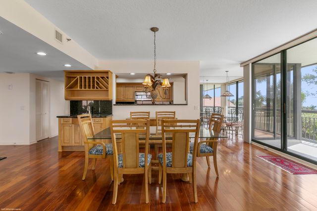 4000 N Ocean Drive 204, Singer Island, FL 33404