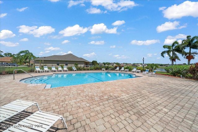 319 Moray Drive SW, Palm Bay, FL 32908