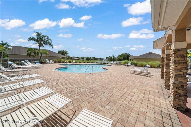 319 Moray Drive SW, Palm Bay, FL 32908