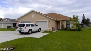 1018 SE 24th AVE, Cape Coral, FL 33990