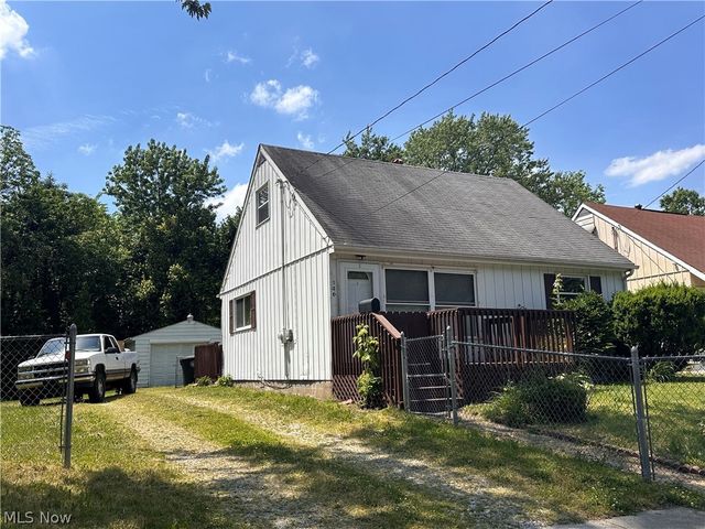 146 Berkley Street, Akron, OH 44305