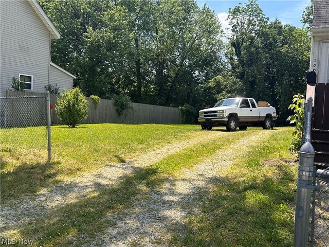 146 Berkley Street, Akron, OH 44305