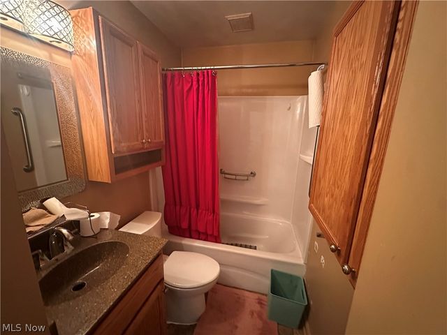 146 Berkley Street, Akron, OH 44305