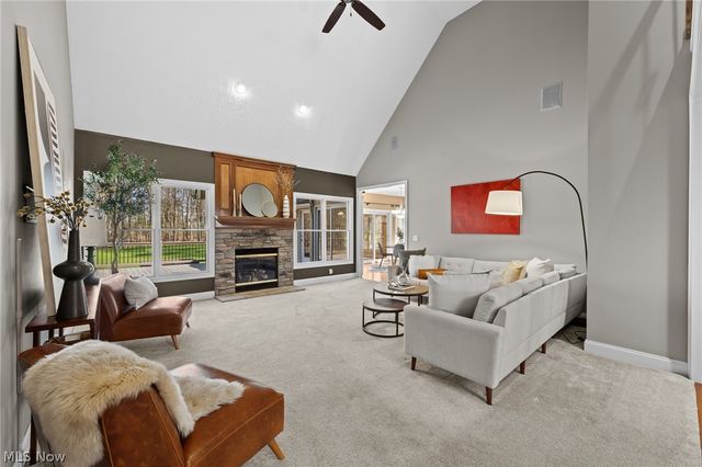 11810 Edinboro Lane, Chagrin Falls, OH 44023