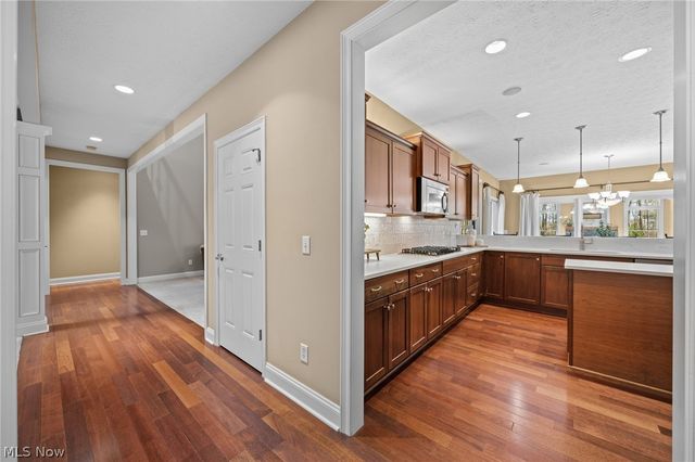 11810 Edinboro Lane, Chagrin Falls, OH 44023