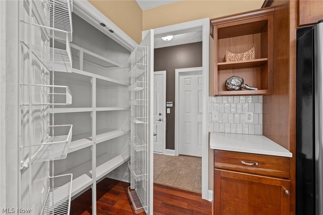 11810 Edinboro Lane, Chagrin Falls, OH 44023