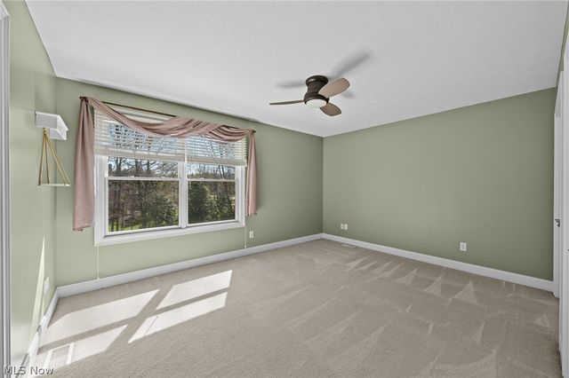 11810 Edinboro Lane, Chagrin Falls, OH 44023