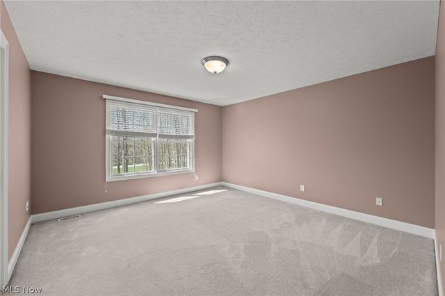 11810 Edinboro Lane, Chagrin Falls, OH 44023