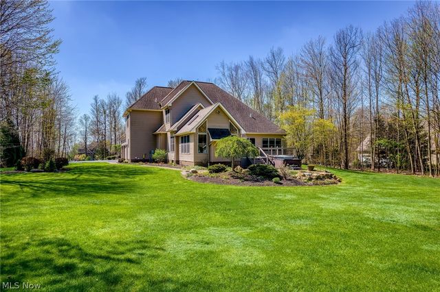 11810 Edinboro Lane, Chagrin Falls, OH 44023
