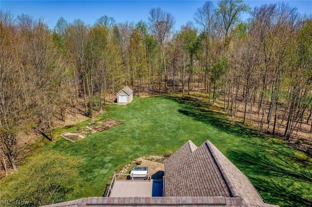 11810 Edinboro Lane, Chagrin Falls, OH 44023