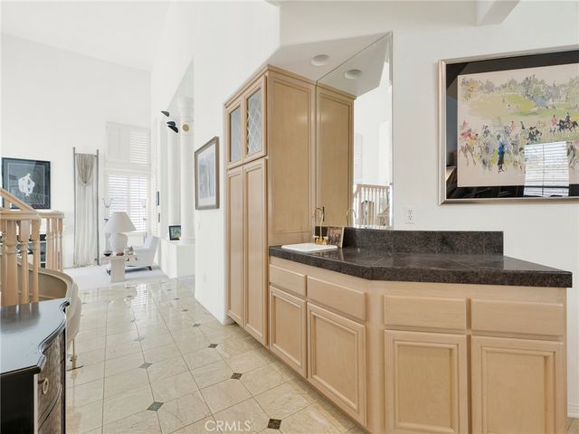 3833 Waterford, Calabasas, CA 91302
