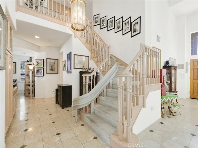 3833 Waterford, Calabasas, CA 91302