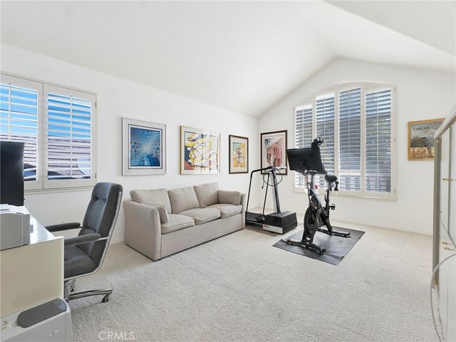 3833 Waterford, Calabasas, CA 91302