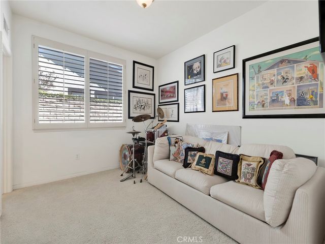 3833 Waterford, Calabasas, CA 91302