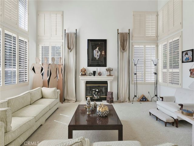 3833 Waterford, Calabasas, CA 91302