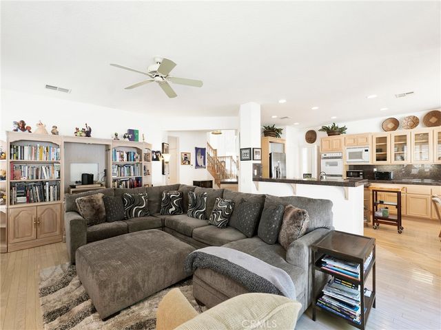 3833 Waterford, Calabasas, CA 91302