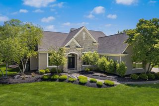 10561 Churchill Drive, Powell, OH 43065
