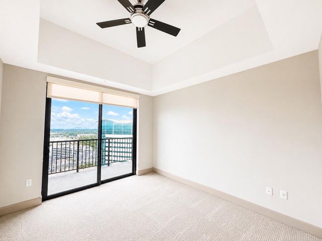 9787 Katy Freeway 1716, Houston, TX 77024